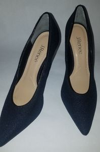 Texture Blue Pump